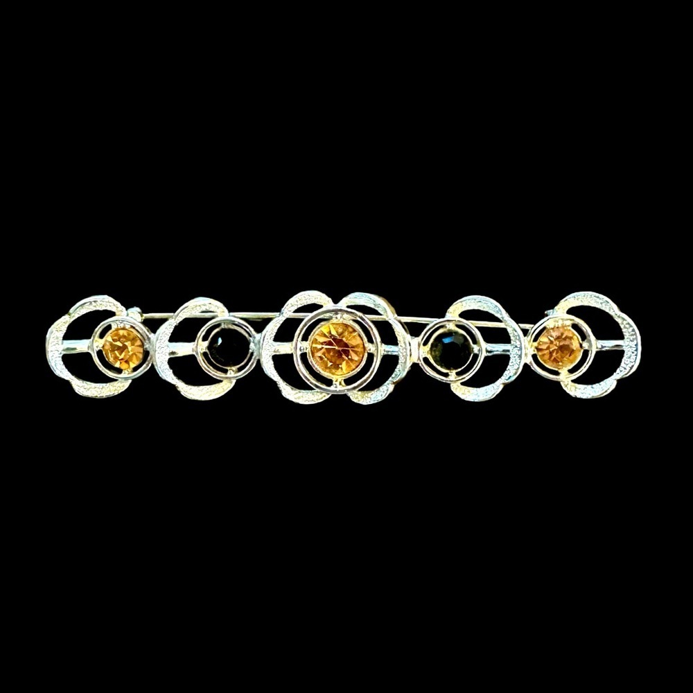 Elegant Vintage Sarahoo Silver And Gold Floral Brooch  Mint Condition